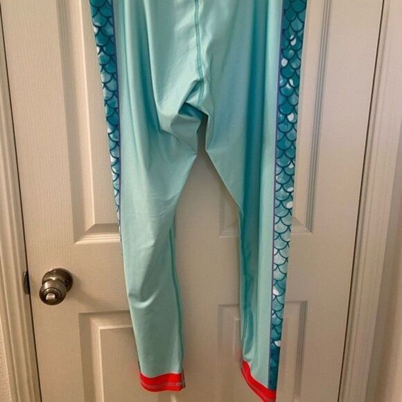 Run Disney runDisney Ariel The Little Mermaid Athletic Leggings Women's Size XL - Picture 8 of 12